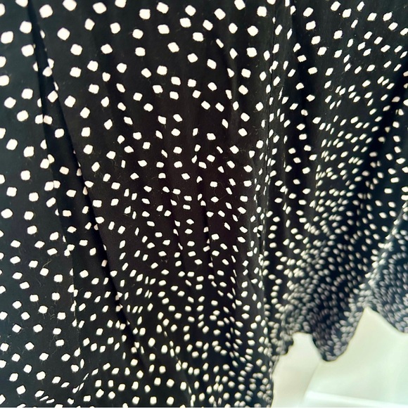 Urban Outfitters Bellina Button-Down Shirt Romper — Size 4 - Picture 3 of 3